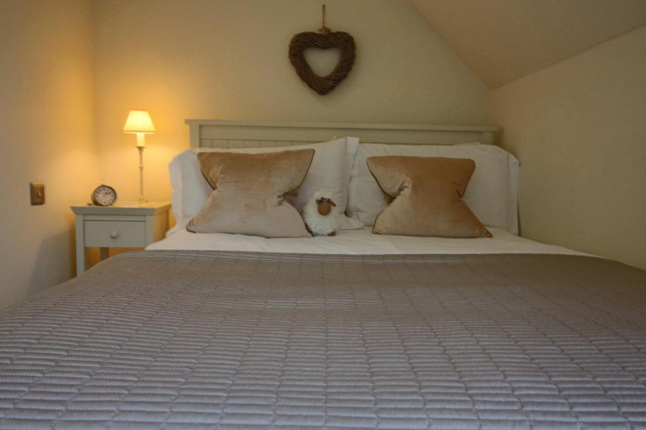 Frith Farm House Cottages Newnham  외부 사진
